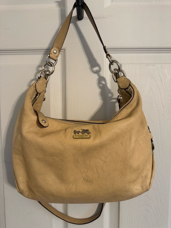 Coach Handbags - Vintage Coach Madison Hailey hobo bag